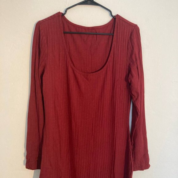Dresses & Skirts - (US 16-18)XL Burgundy Scoop Neck Long Sleeve Rib Knit Bodycon Dress with Split